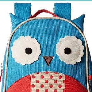 Skip hop backpack with leash